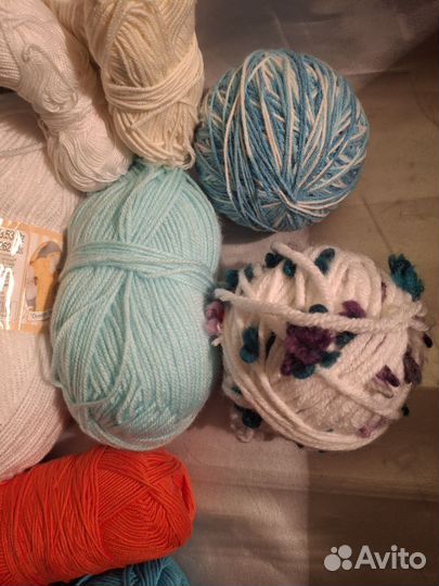 Нитки для вязания. Цена за всё