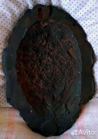 Маска на стену