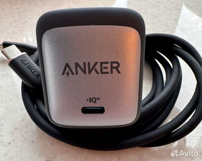 Зарядное устройство Anker 65w