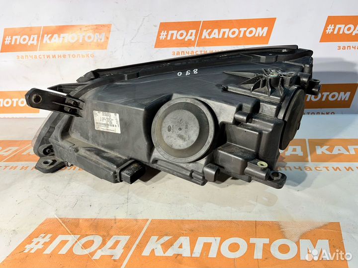 Фара ксенон прав. Volkswagen Tiguan 2009