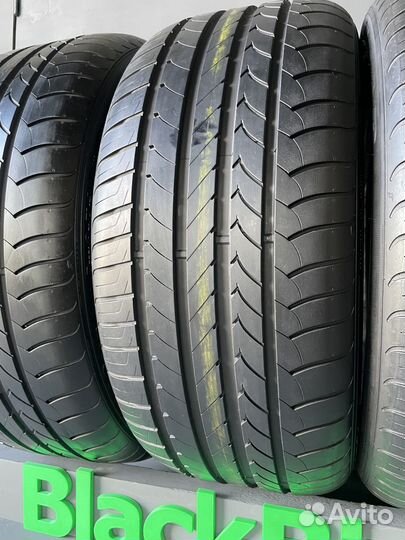 Goodyear EfficientGrip 255/45 R20 и 285/40 R20 101Y