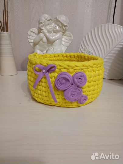 Вязаные корзинки ручной работы
