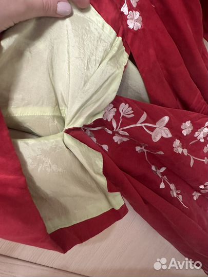 Халат из натурального шелка