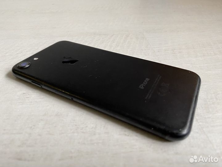 iPhone 7, 32 ГБ