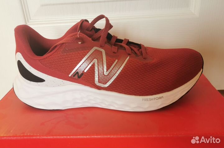 Беговые кроссовки New Balance Marislr4