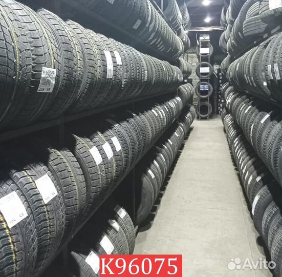 Yokohama Ice Guard IG50+ 215/60 R17 96P