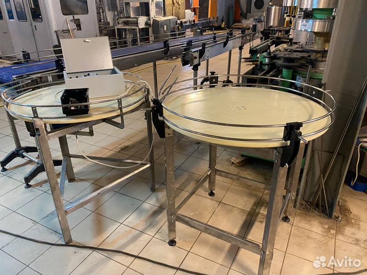 Накопительный / подающий стол