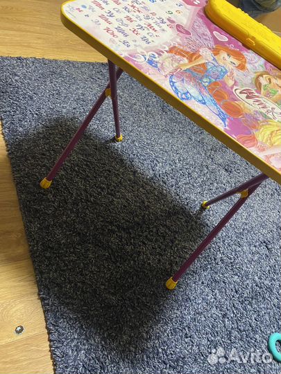 Детский стол