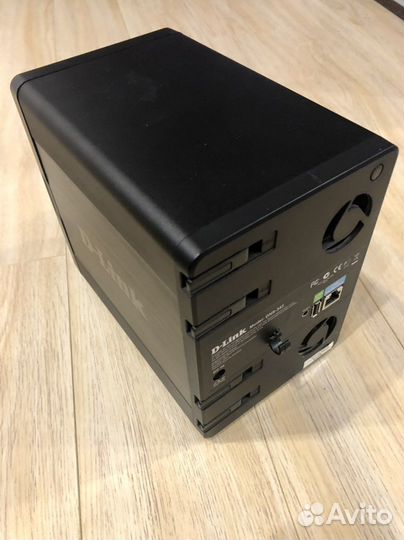 Сетевой накопитель Dlink DNS-343