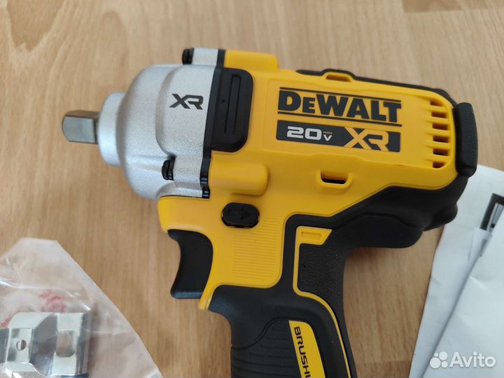 Гайковерт DeWalt DCF892