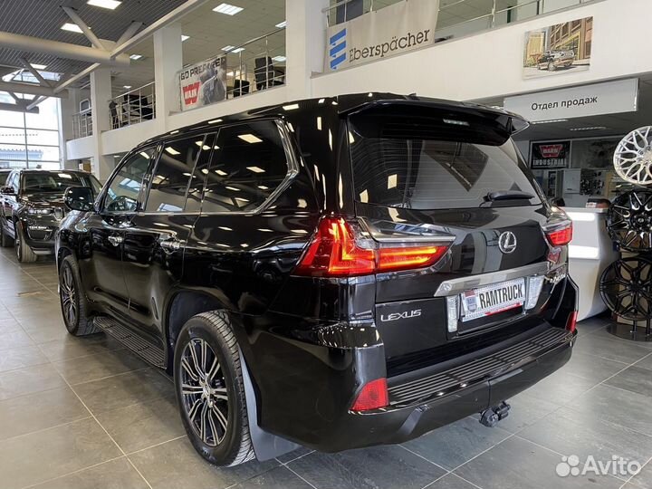 Lexus LX 4.5 AT, 2016, 196 376 км