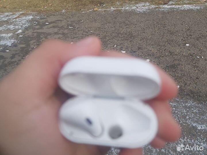 Нашёл Airpods на улице Ястынская 2