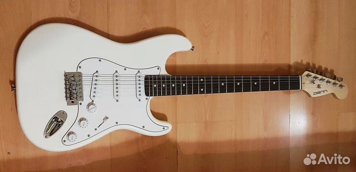 Электро гитара Denn Strat