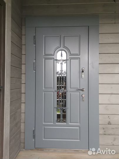 Дверь входная с терморазрывом со стеклом