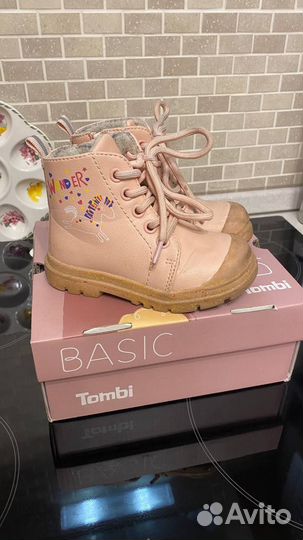 Ботинки для девочки демисезонные 24