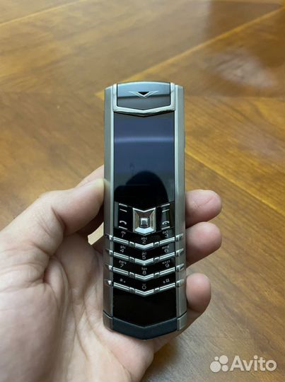 Телефон Vertu signature S design