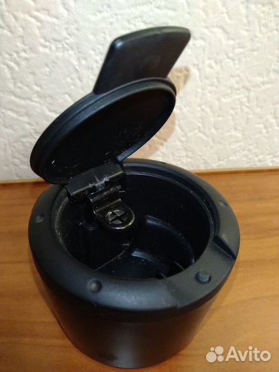 Пепельница в автомобили