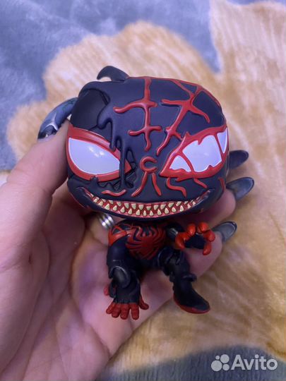 Finko pop Miles morales venomized 600 spider man