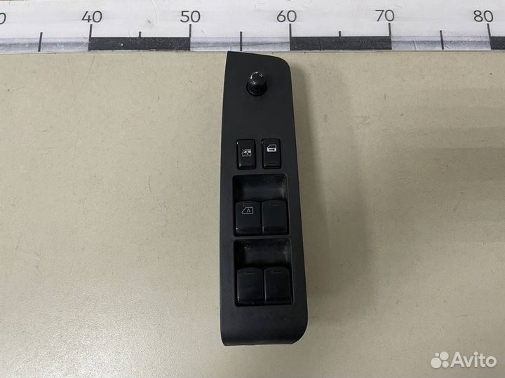 Блок управления стеклоподъемниками Nissan X-Trail