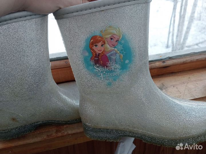 Сапоги весенние детские