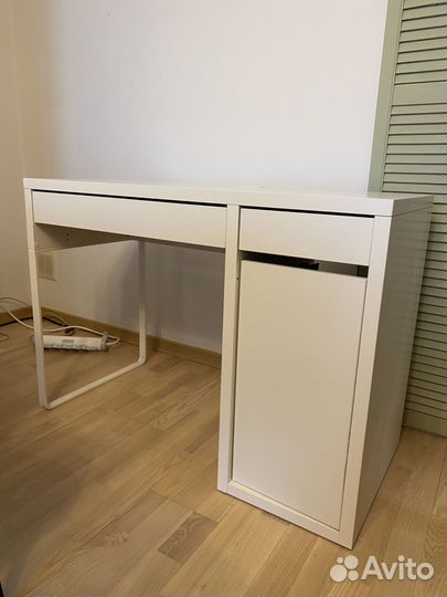 Письменный стол IKEA micke микке