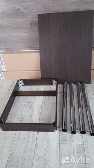 Кухонный стол