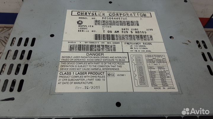 Магнитола Chrysler 300C (2004–2011)