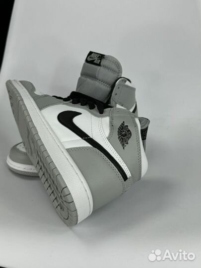 Кроссовки Nike Air Jordan 1 High Grey