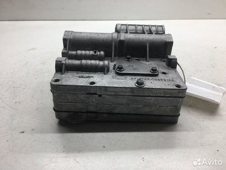 Блок клапанов автоматической трансмиссии Ford