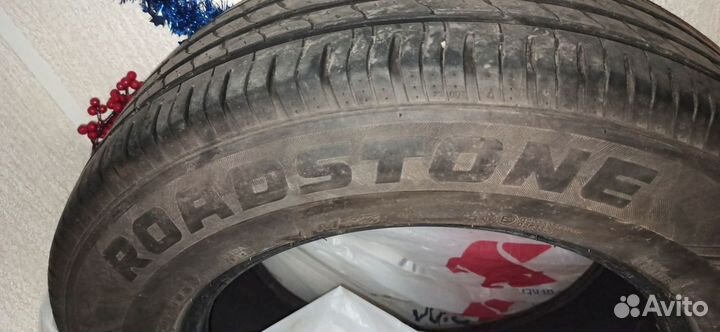 Roadstone N'Fera RU5 235/65 R17 108