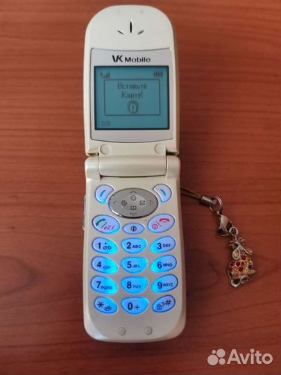 Телефон VK Mobile