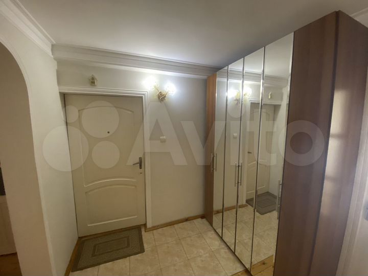 4-к. квартира, 88,5 м², 5/5 эт.