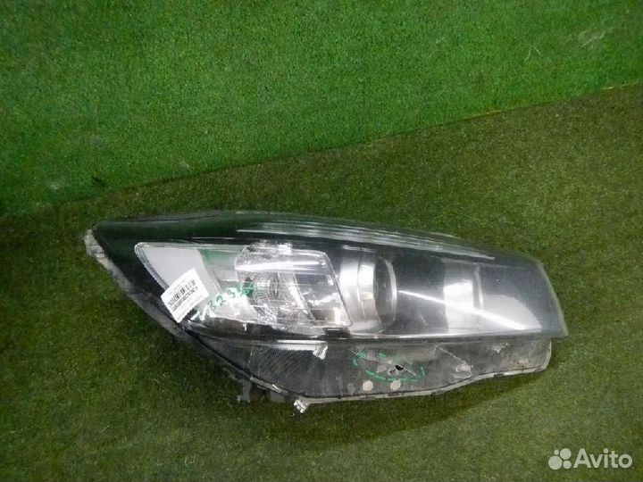 Фара правая Kia Sorento/Sorento Prime
