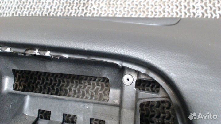 Панель передняя салона Audi Q5, 2009