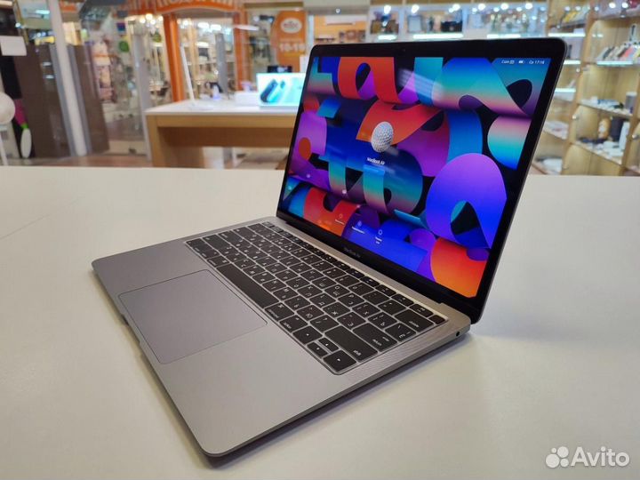 MacBook Air M1 8/256