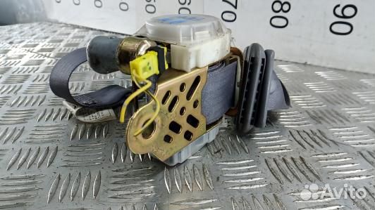 Ремень безопасности с пиропатроном сиденья передне