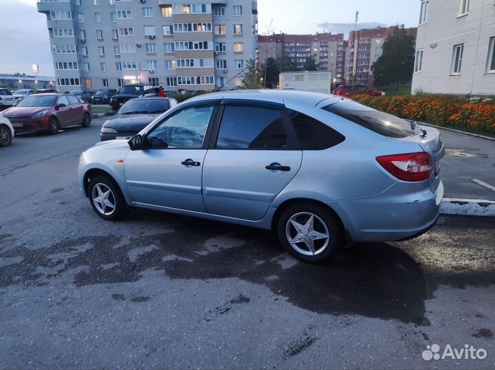 LADA Granta 1.6 AMT, 2016, 40 000 км