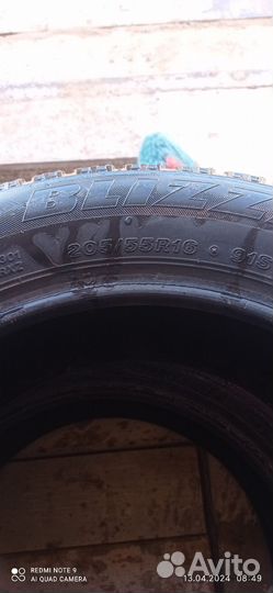 Bridgestone Blizzak VRX 205/55 R16