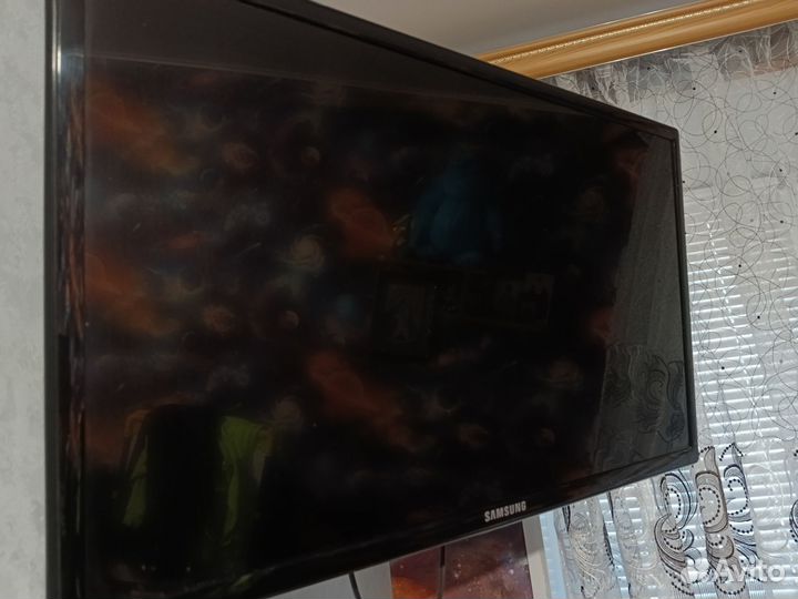 Телевизор samsung
