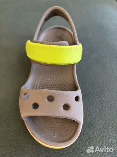 Сандалии crocs детские