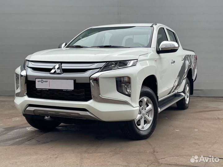 Mitsubishi L200 2.4 МТ, 2021