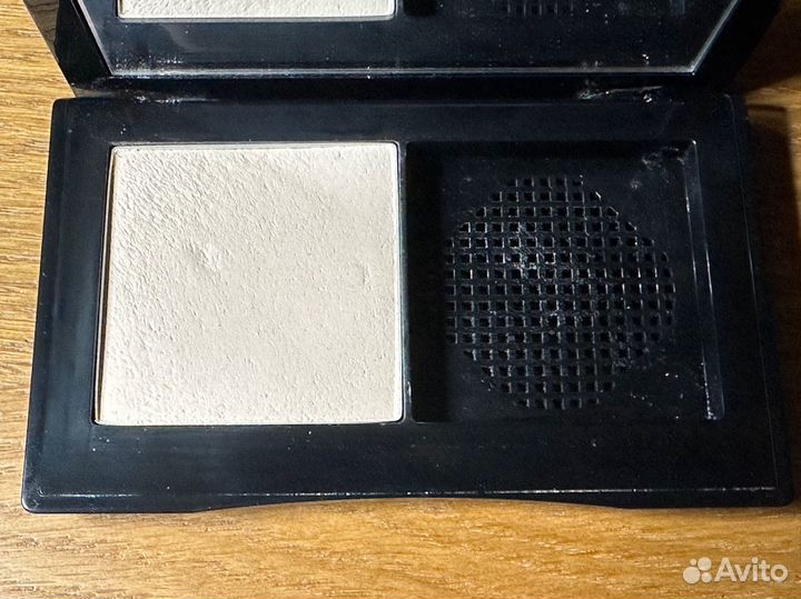 Shiseido synchro skin пудра