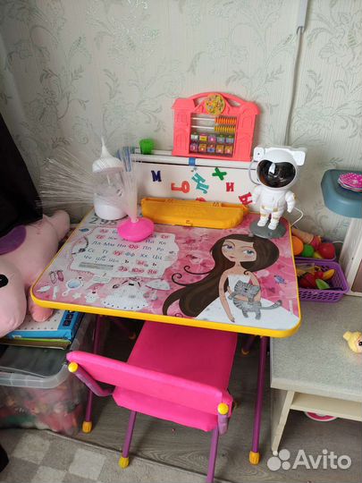 Детский стол и стул