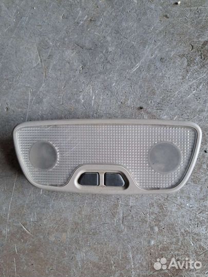 Плафон потолка Volvo S40