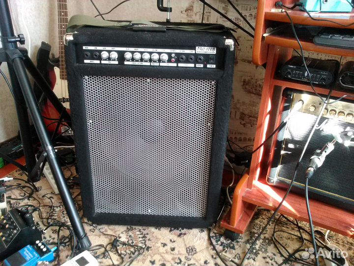 Басовый комбик