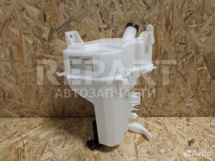 Бачок омывателя Nissan Qashqai J11 28910BM91C