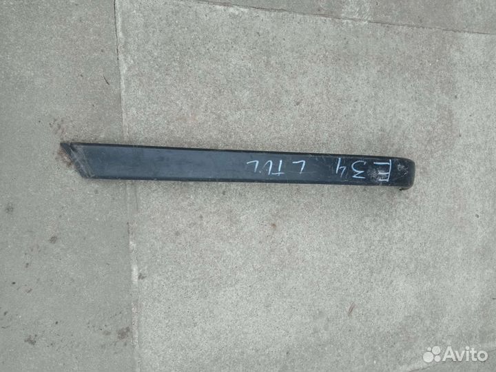 BMW E34 молдинг заднего бампера левый