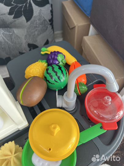 Кухня детская с посудой и продуктами