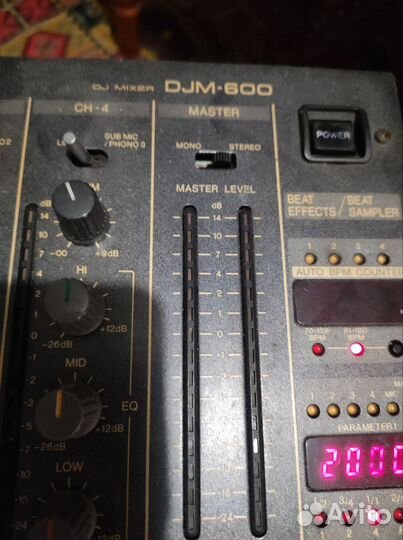 Микшер Pioneer DJM-600
