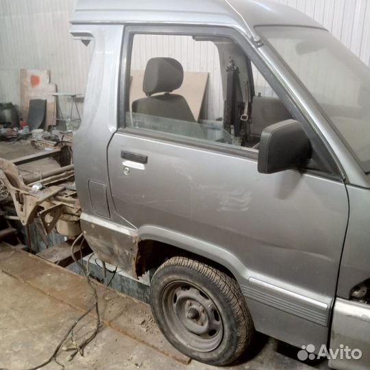 Двигатель 2C-III Toyota Town Ace 2